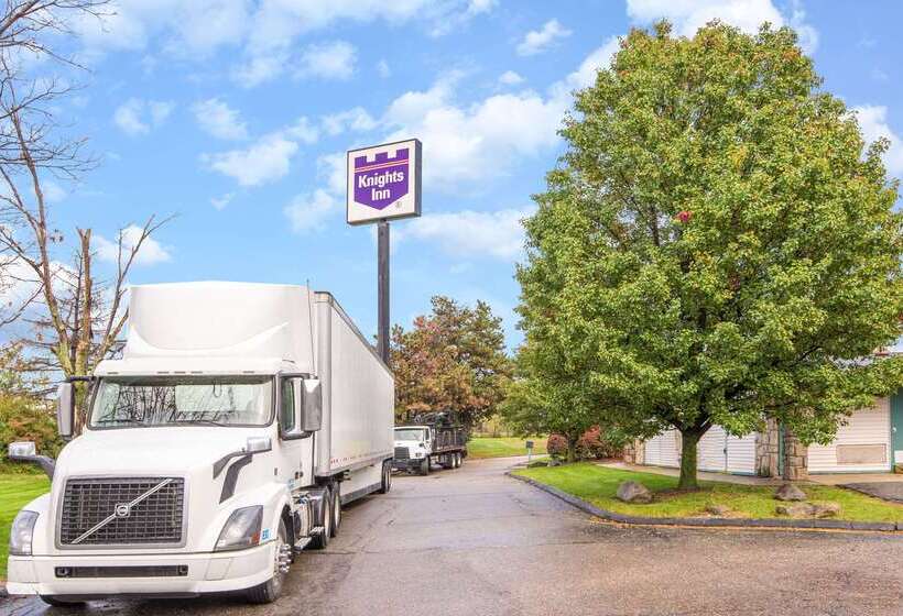 モーテル Knights Inn Canton
