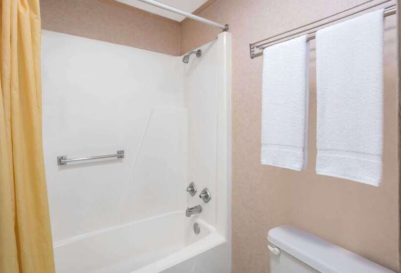 モーテル Knights Inn Canton