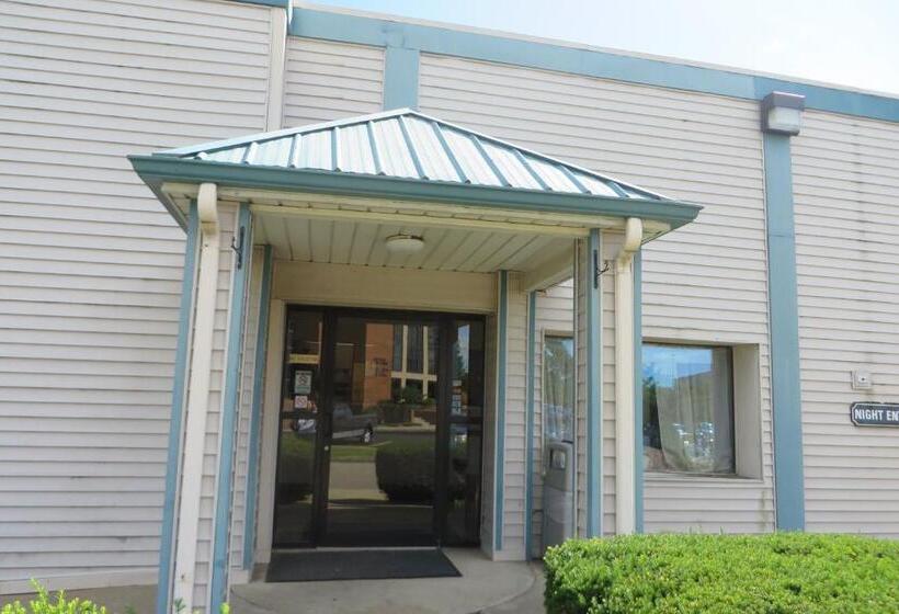 モーテル Knights Inn Canton