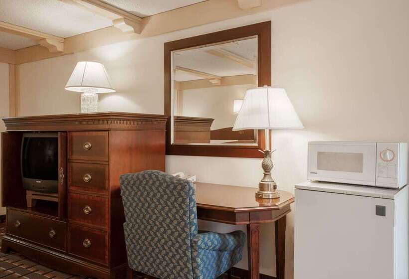 فندق على الطريق Knights Inn Greensburg