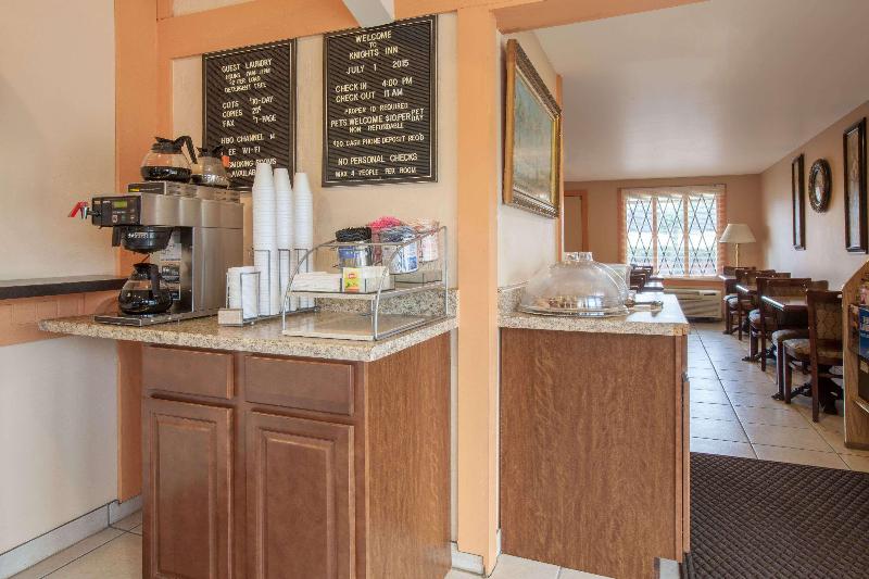 فندق على الطريق Knights Inn Greensburg