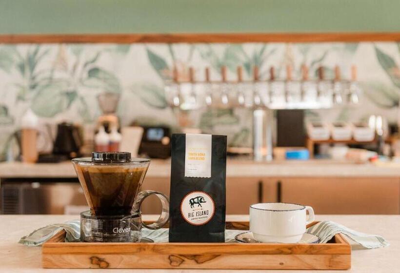 Outrigger Kona Resort And Spa