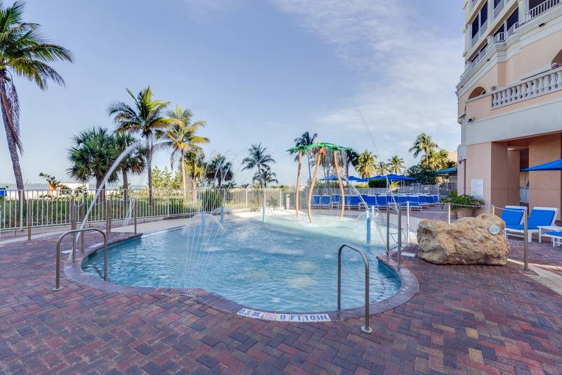 Pink Shell Beach Resort And Marina