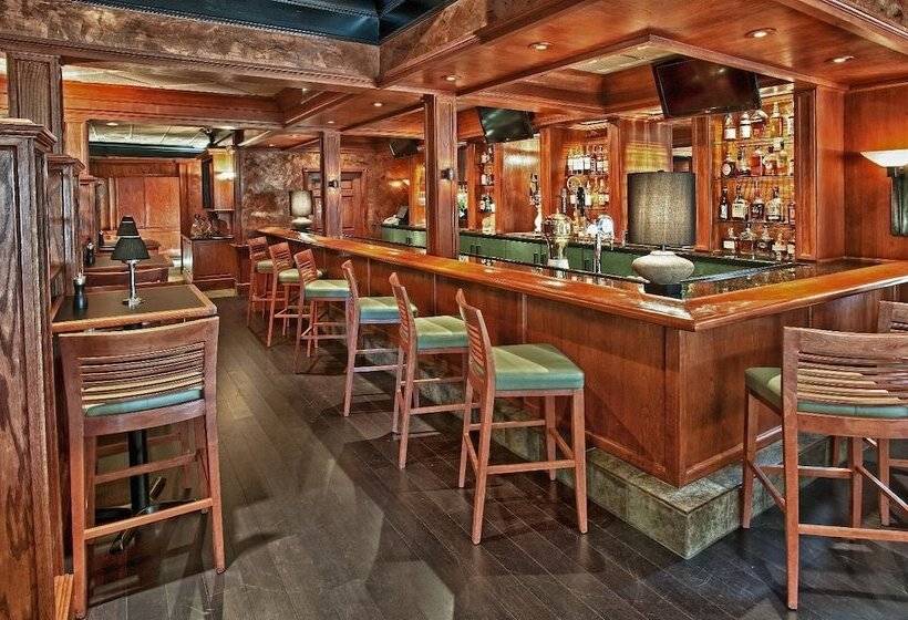 Resort At Longboat Key Club