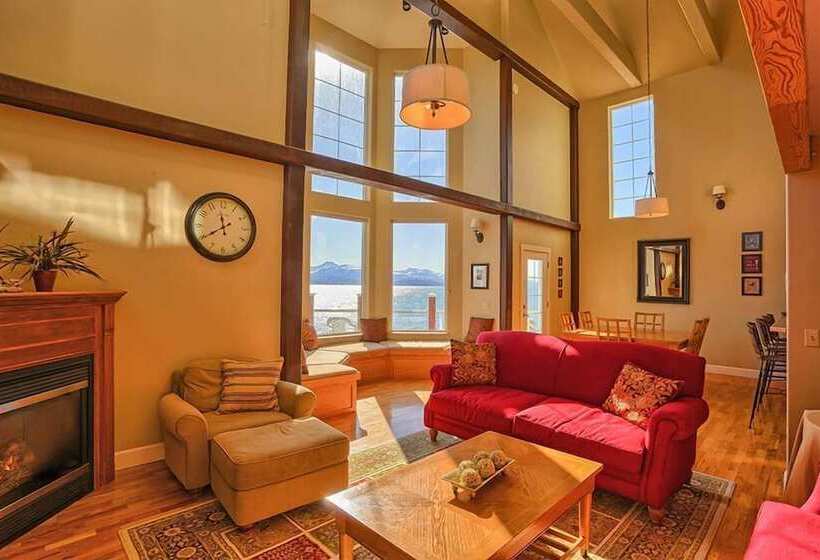 منتجع Land S End