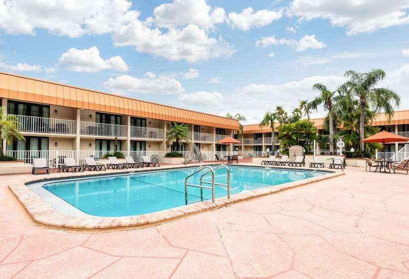 منتجع Quality Inn & Suites Tarpon Springs South