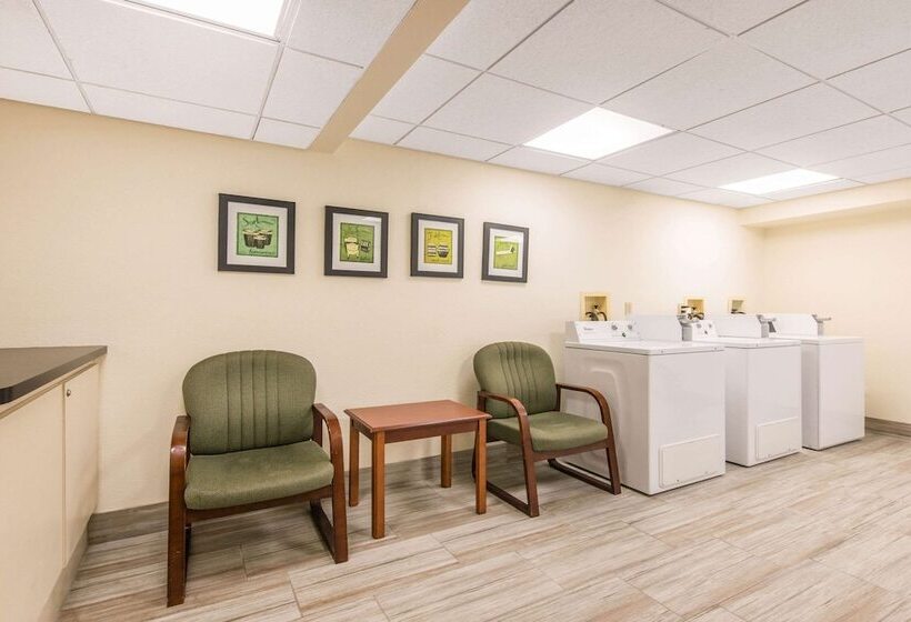 منتجع Quality Inn & Suites Tarpon Springs South