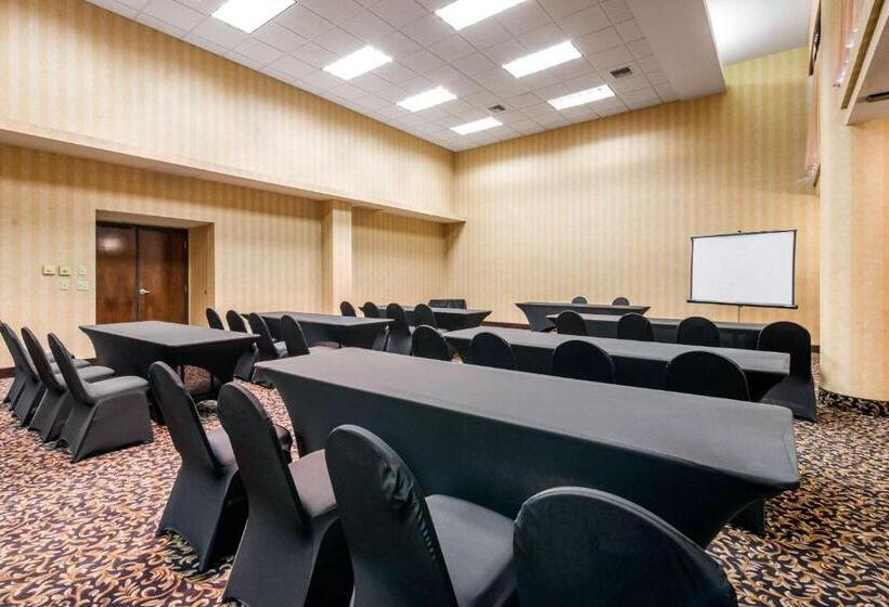 منتجع Quality Inn & Suites Tarpon Springs South