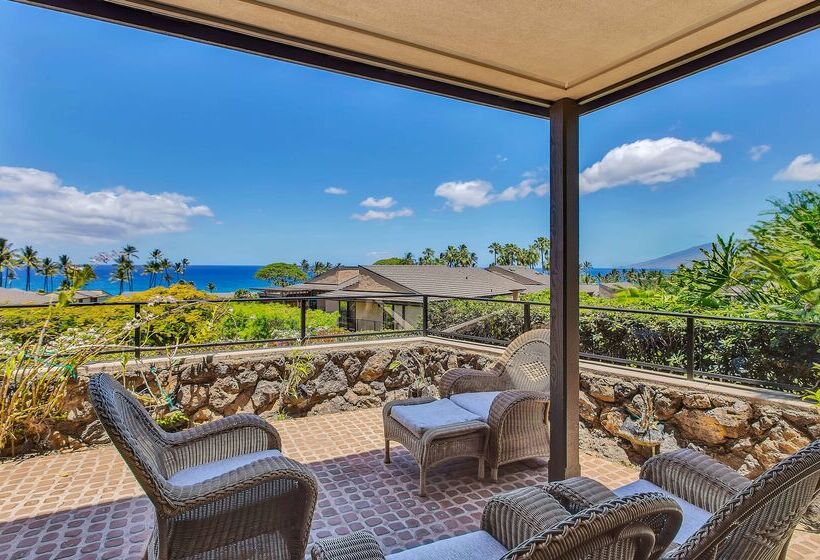 リゾートホテル Wailea Elua Village   Coraltree Residence Collection
