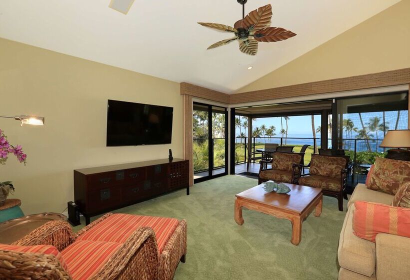 リゾートホテル Wailea Elua Village   Coraltree Residence Collection