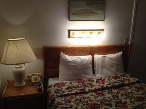 Cozy Cove Beachfront Resort