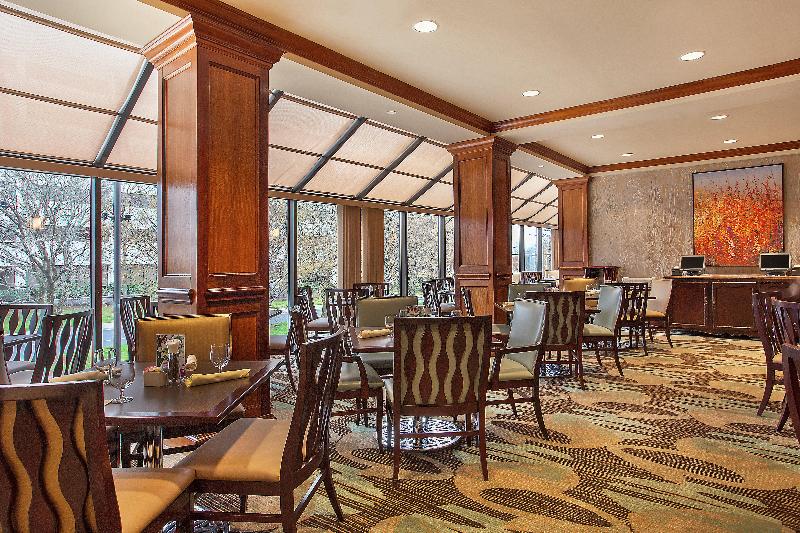 ホテル Crowne Plaza Knoxville Downtown University, An Ihg