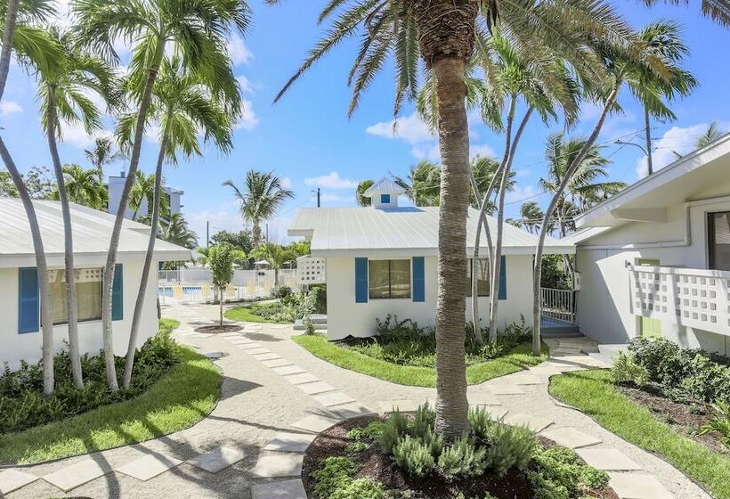 Hadley Resort And Marina