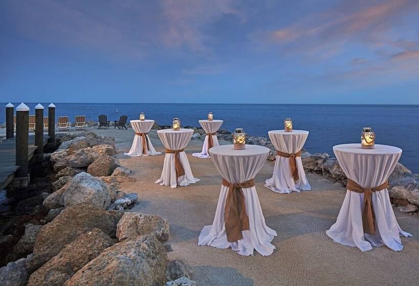 Hadley Resort And Marina