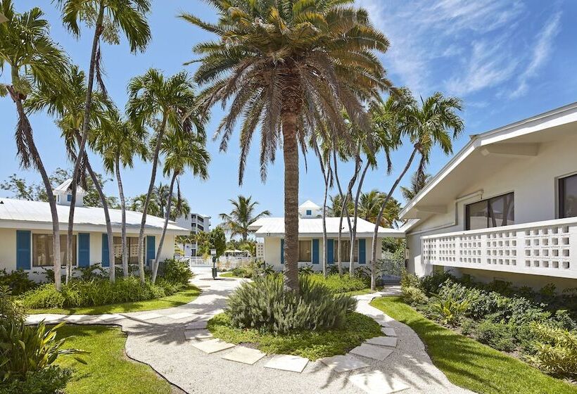 Hadley Resort And Marina