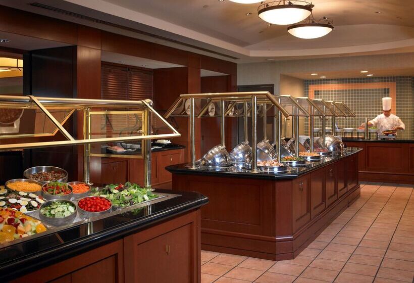 Hilton Chicago/oak Brook Hills Resort & Conference Center