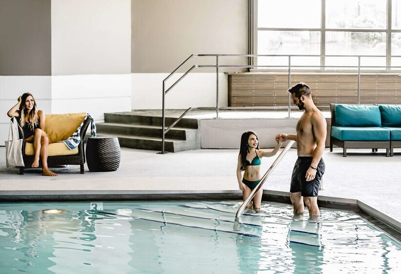 Hilton Chicago/oak Brook Hills Resort & Conference Center