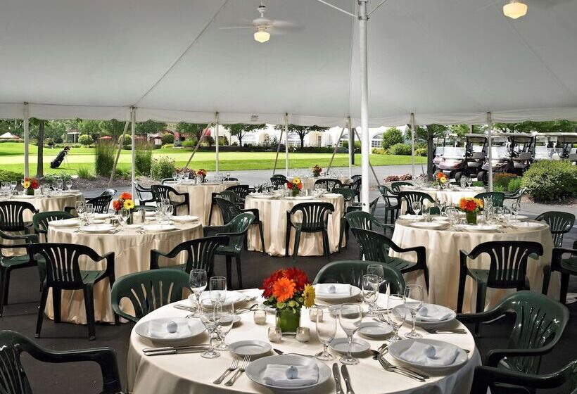 Hilton Chicago/oak Brook Hills Resort & Conference Center