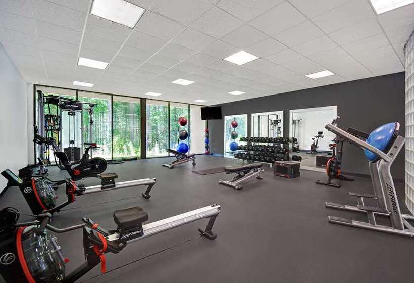 Hilton Peachtree City Atlanta Hotel & Conference Center