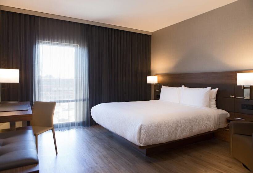 Ac Hotel Kansas City Plaza