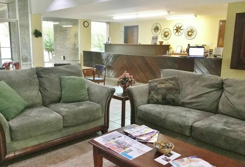 فندق Americas Best Value Inn