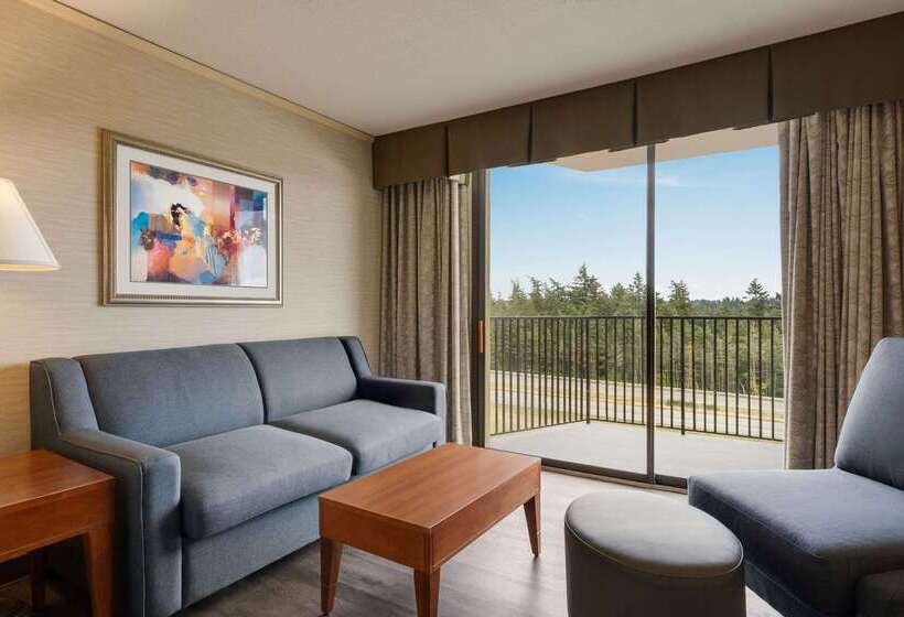 Отель Baymont By Wyndham Bremerton Wa