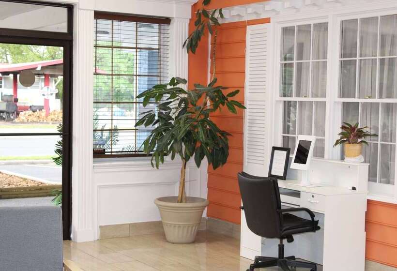 酒店 Baymont By Wyndham Front Royal Near Shenandoah National Park