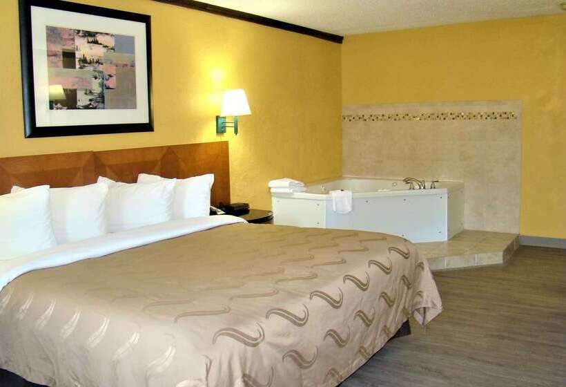 Отель Baymont By Wyndham Front Royal Near Shenandoah National Park