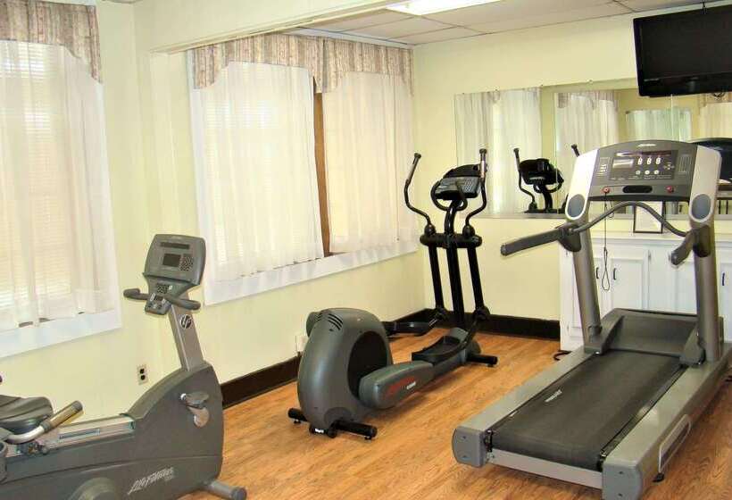 酒店 Baymont By Wyndham Front Royal Near Shenandoah National Park