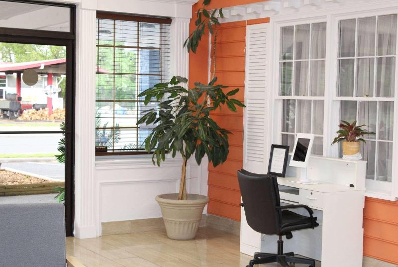 Отель Baymont By Wyndham Front Royal Near Shenandoah National Park