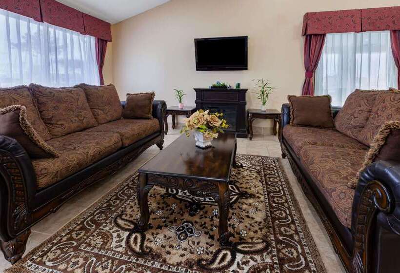 فندق Baymont By Wyndham Perrysburg Toledo