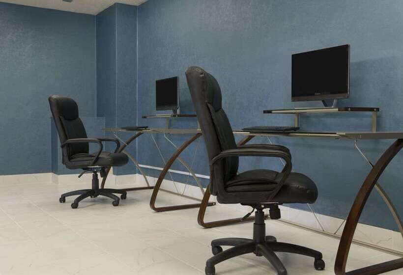 فندق Baymont By Wyndham Salem Roanoke Area