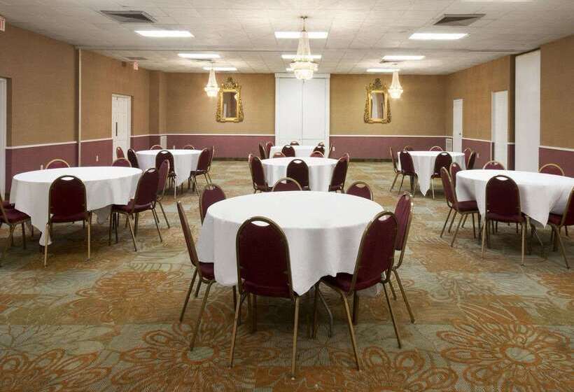 فندق Baymont By Wyndham Salem Roanoke Area