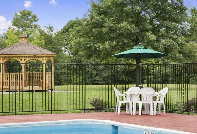 فندق Baymont By Wyndham Salem Roanoke Area