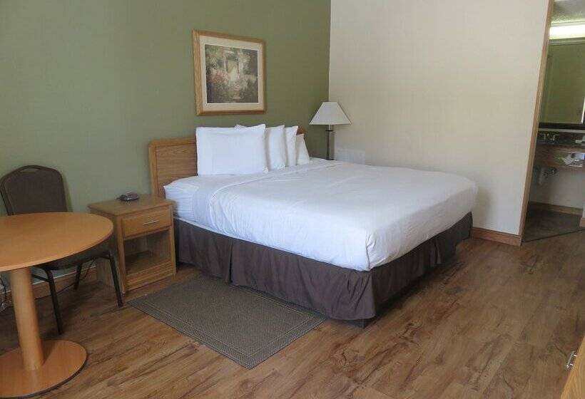 호텔 Baymont By Wyndham Fargo