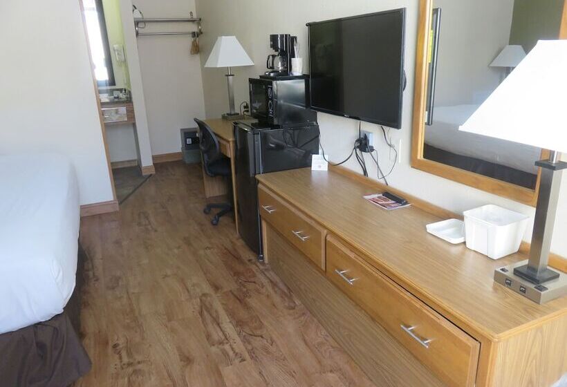 호텔 Baymont By Wyndham Fargo