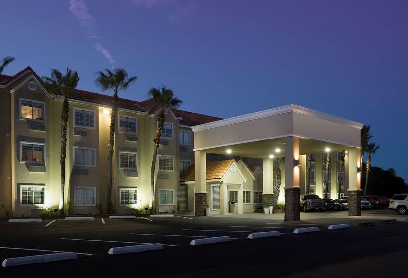 בית מלון כפרי Best Western Beachside Inn