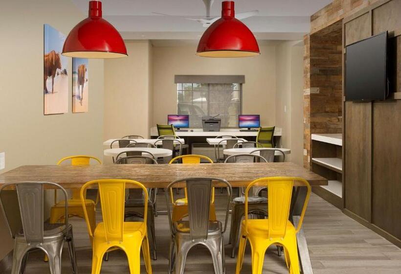 בית מלון כפרי Best Western Beachside Inn
