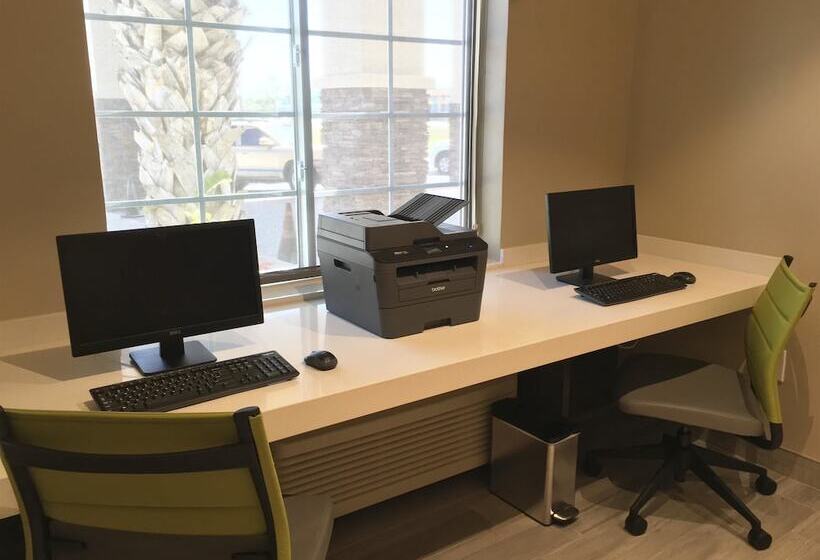 בית מלון כפרי Best Western Beachside Inn