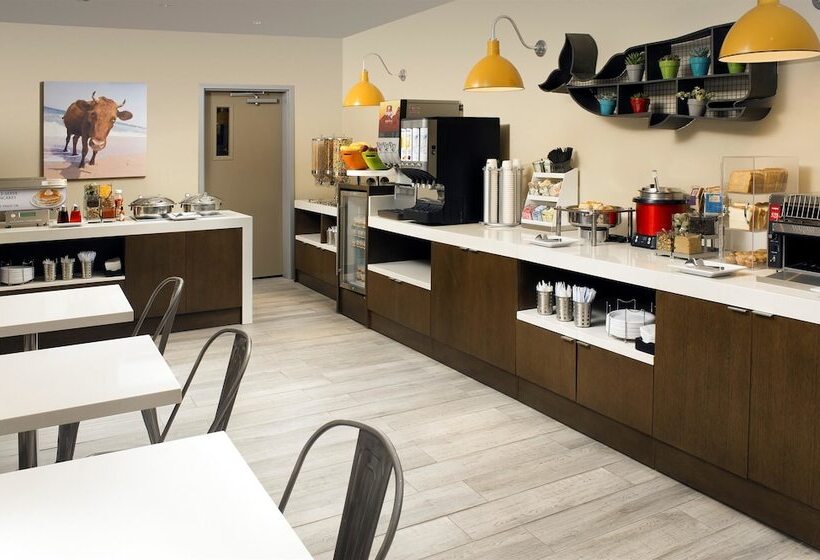 בית מלון כפרי Best Western Beachside Inn