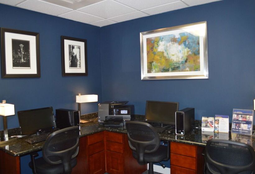 فندق Best Western Cascadia Inn