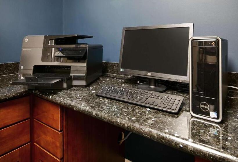 فندق Best Western Cascadia Inn