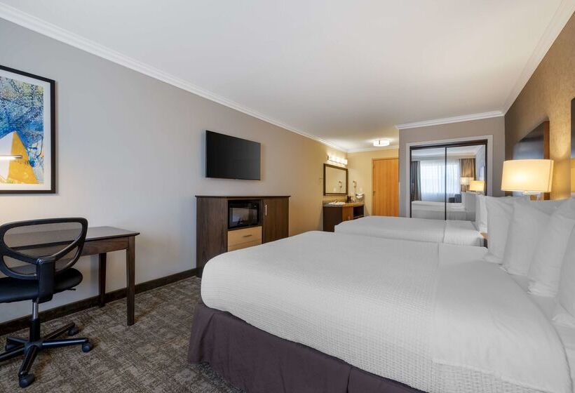 בית מלון כפרי Best Western Los Angeles Worldport