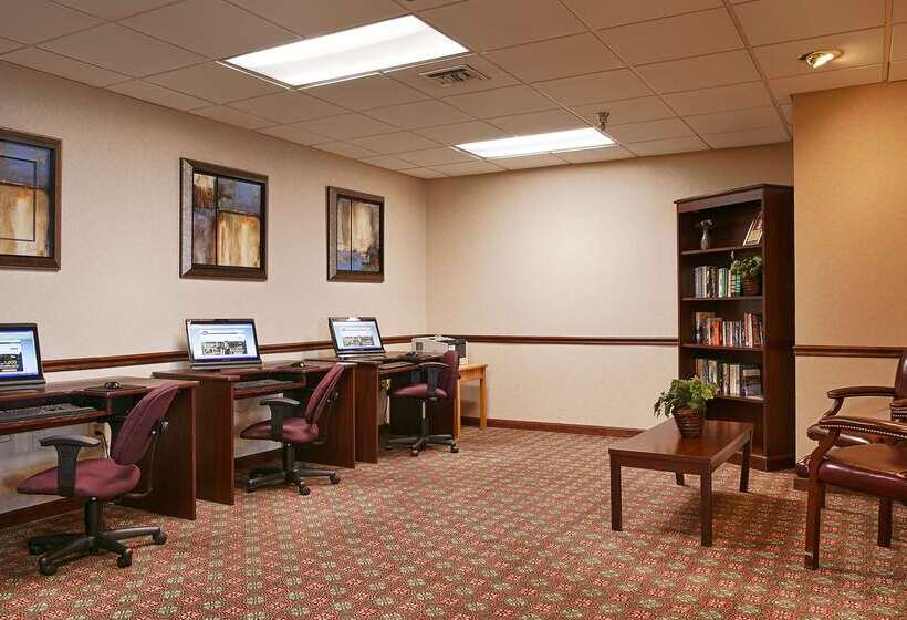 Best Western Plus Hotel & Conference Center