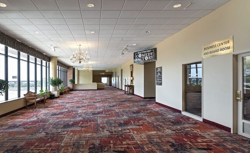 Best Western Plus Hotel & Conference Center