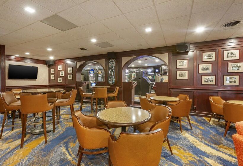 فندق Best Western Plus Butte Plaza Inn