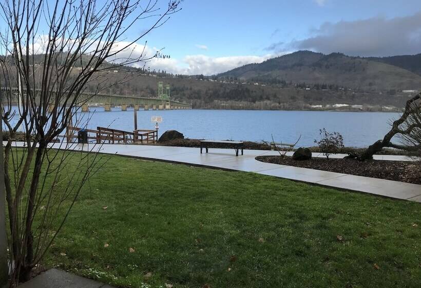 호텔 Best Western Plus Hood River Inn