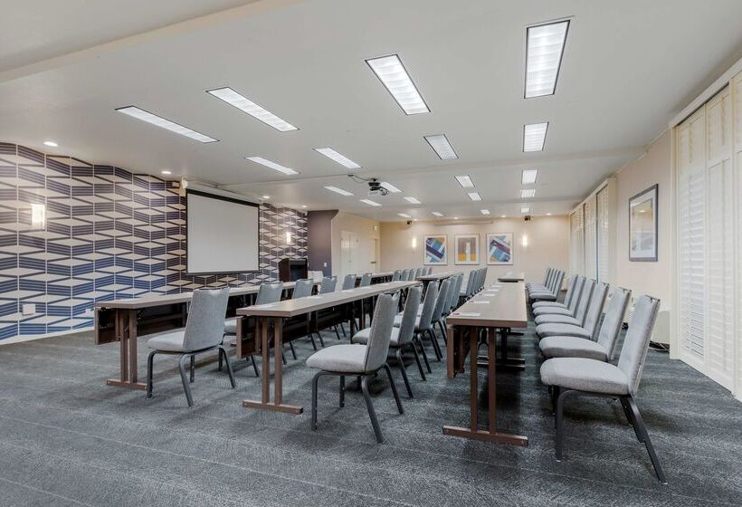 فندق Best Western Plus Novato Oaks Inn