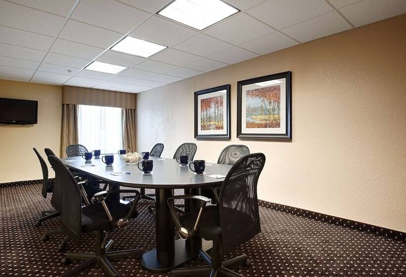 فندق Best Western Plus Parkway