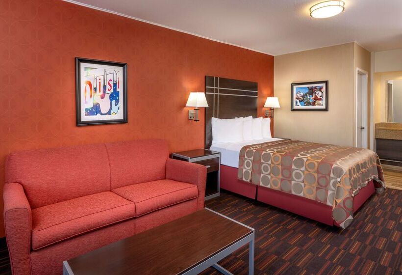 Отель Best Western Plus Raffles Inn & Suites